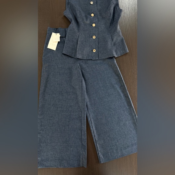 Tailored Sleeveless Button-Front Denim Vest & Wide-Leg Pants Set - Denim - Picture 6 of 15